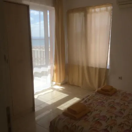 Perfect Sea View One Bedroom With Gate Direct On The Apartment
